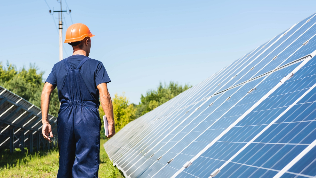 Solar PV Arbeiter