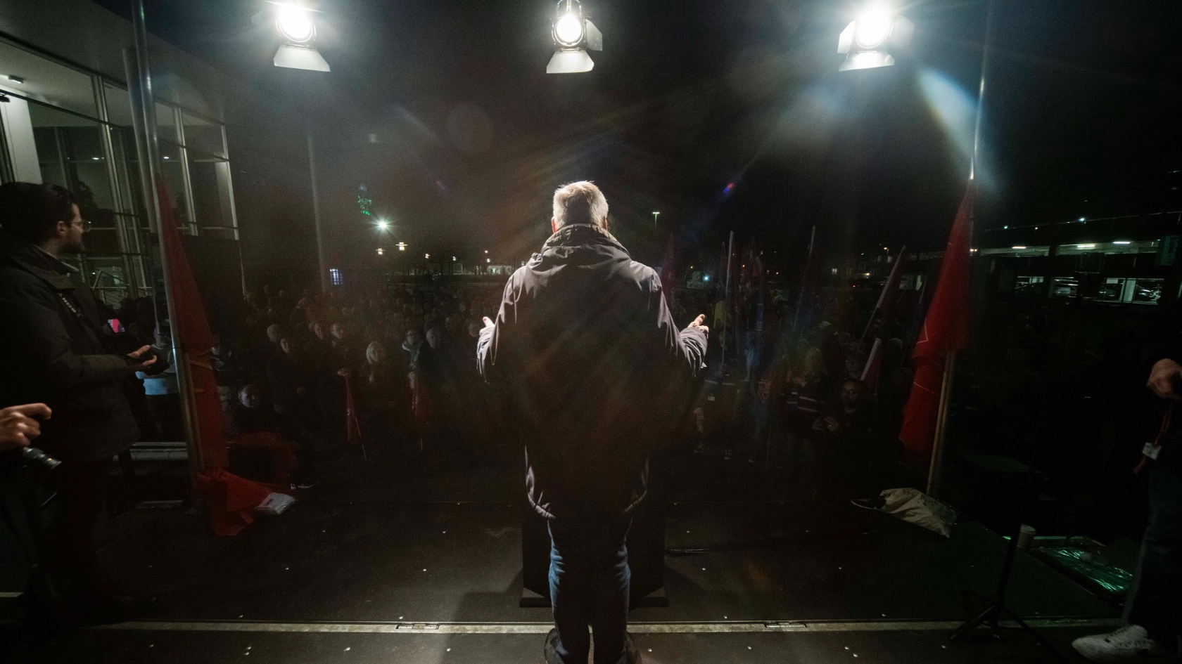 Kundgebung in Wolfsburg: "Stoppt den Kahlschlag"