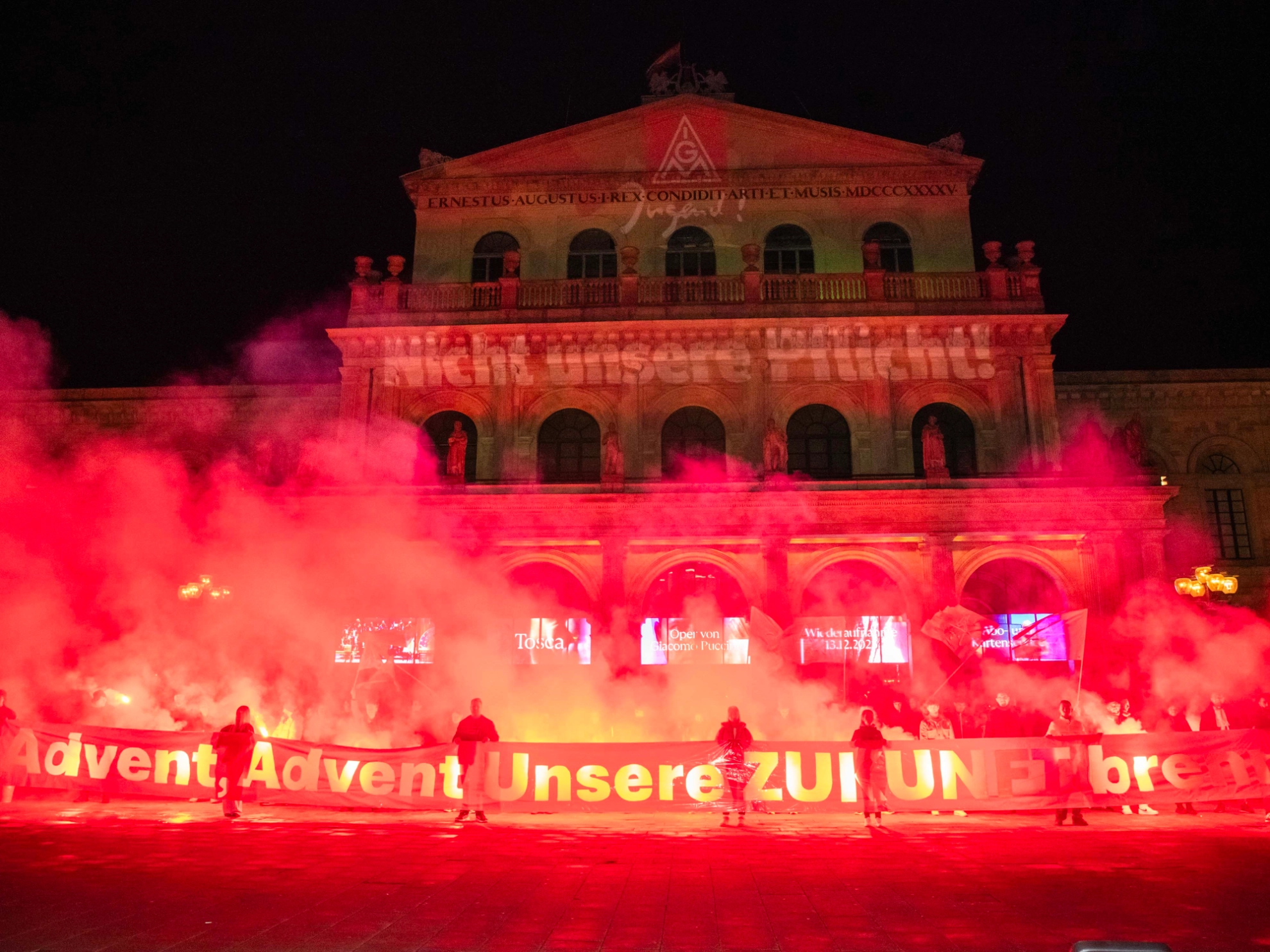 Gewerkschaftsjugend protestiert in Hannover gegen Wehrdienst