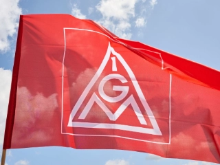 Aktion am 16.06.2025  im Rahmen der 3. Verhandlungsrunde Textile Dienste in Dietzenbach