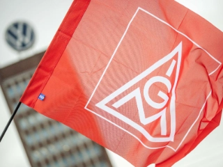 Volkswagen IG Metall Flagge