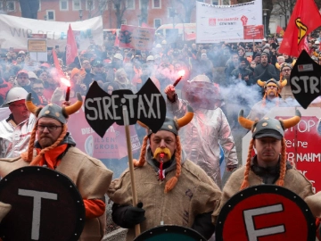 5,5 Prozent mehr Geld ab Januar 2025 für Beschäftigte der Eisen- und Stahlindustrie