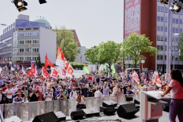 Für Schutz der Demokratie und zum Aufbruch für Gerechtigkeit