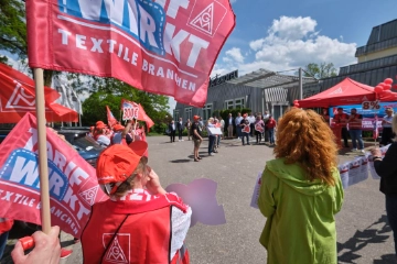 Mehr Geld und Gerechtigkeit für Beschäftigte in Textilen Diensten