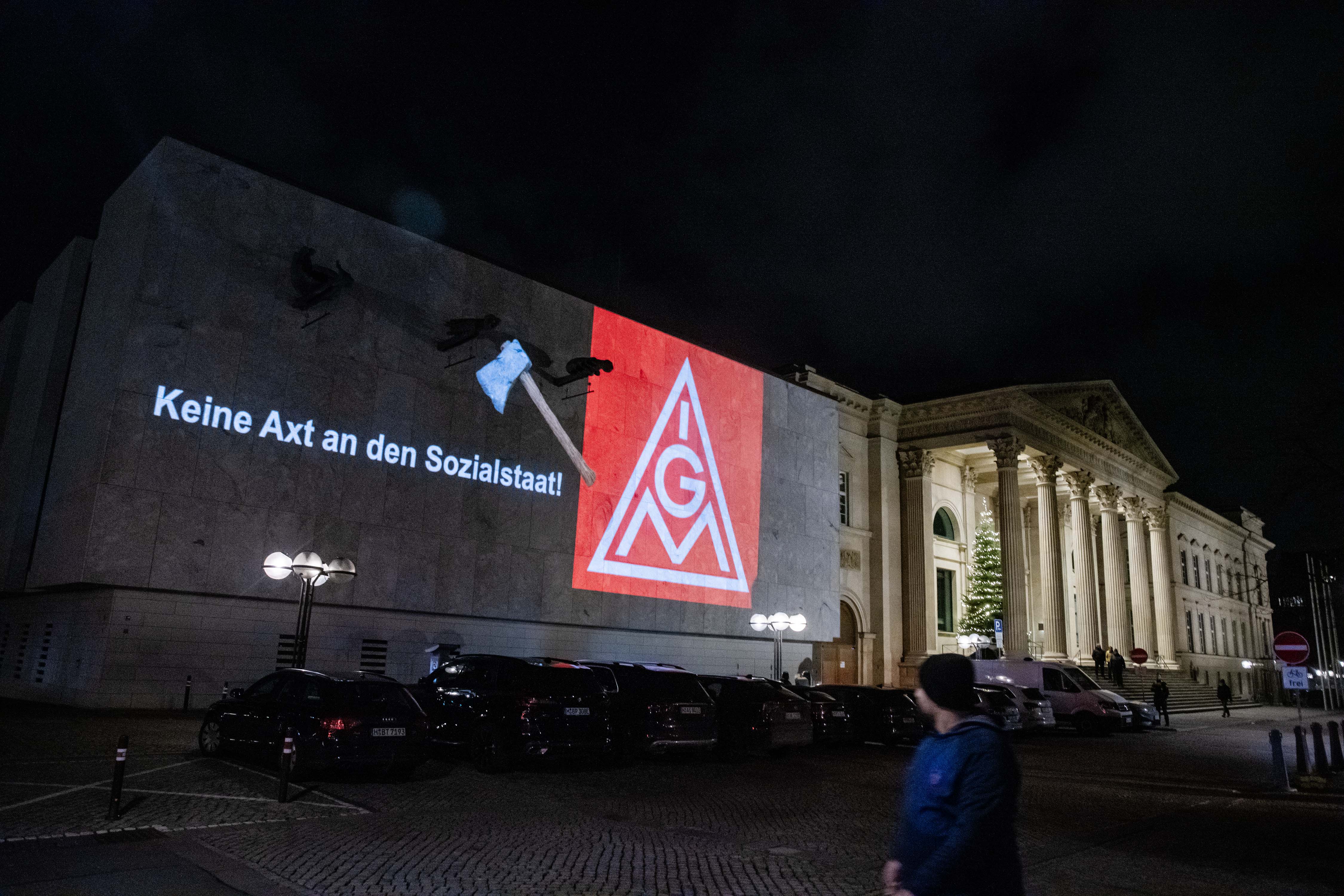 Gewerkschaft mahnt vor dem Landtag 